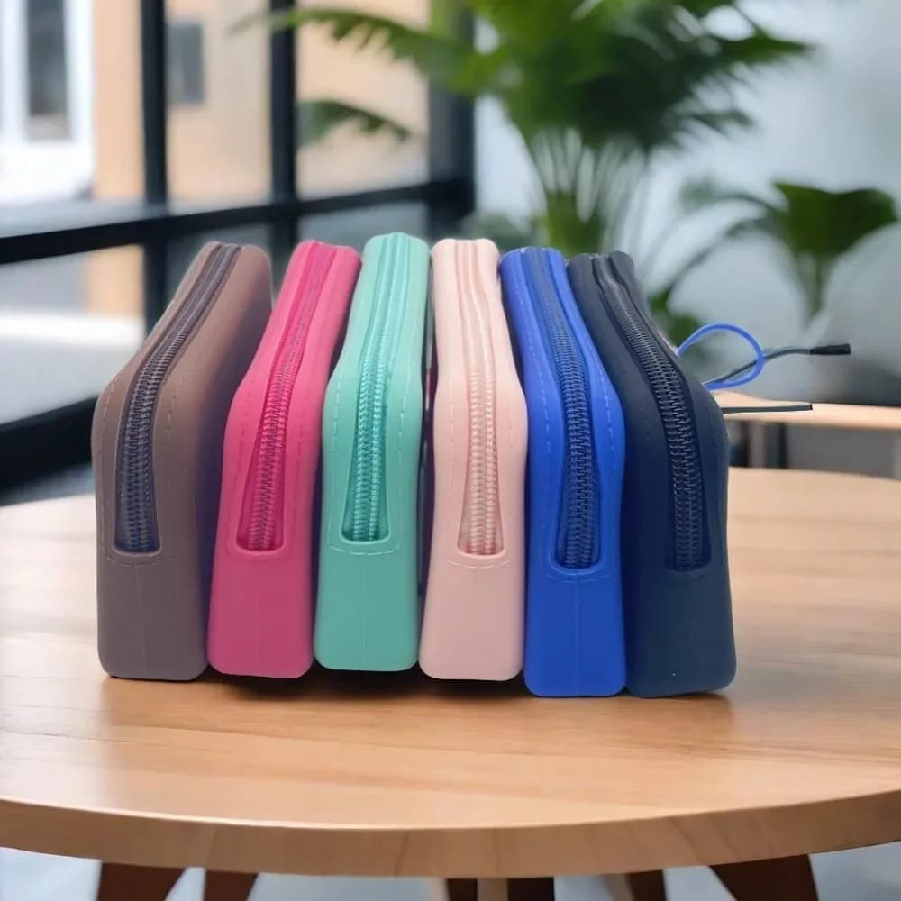 New Silicone Coin Purse Waterproof Solid Color Travel Pouch Zipper Small Item Bag Women Girls