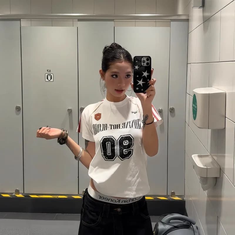 Red Letter Striped Graphic T-Shirts Women White Vintage Short Sleeve Sport Tees Loose American Style Jersey Streetwear