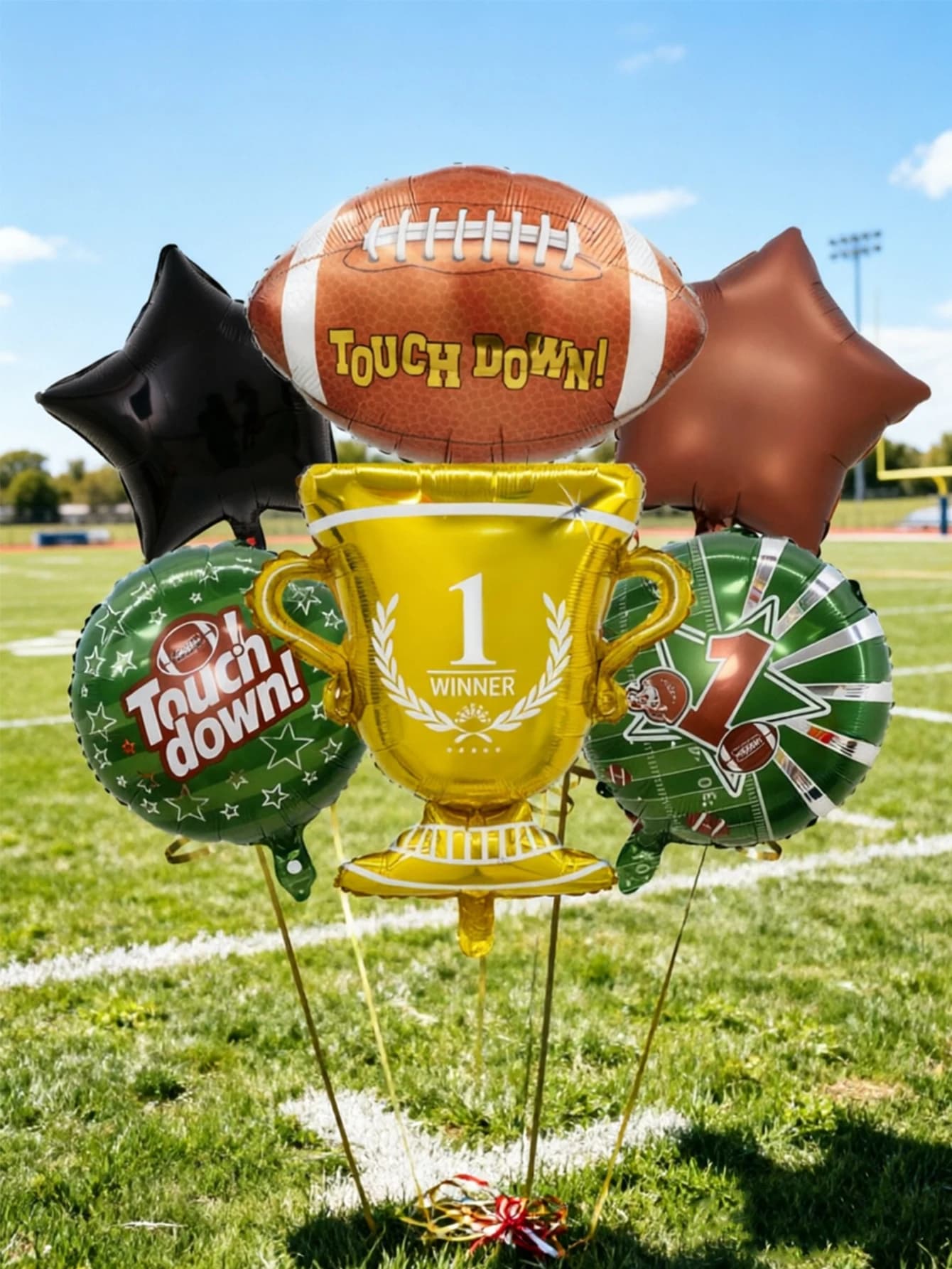 6-piece American football-themed balloon set, suitable for American football themes, birthdays, and sports fan holidays.