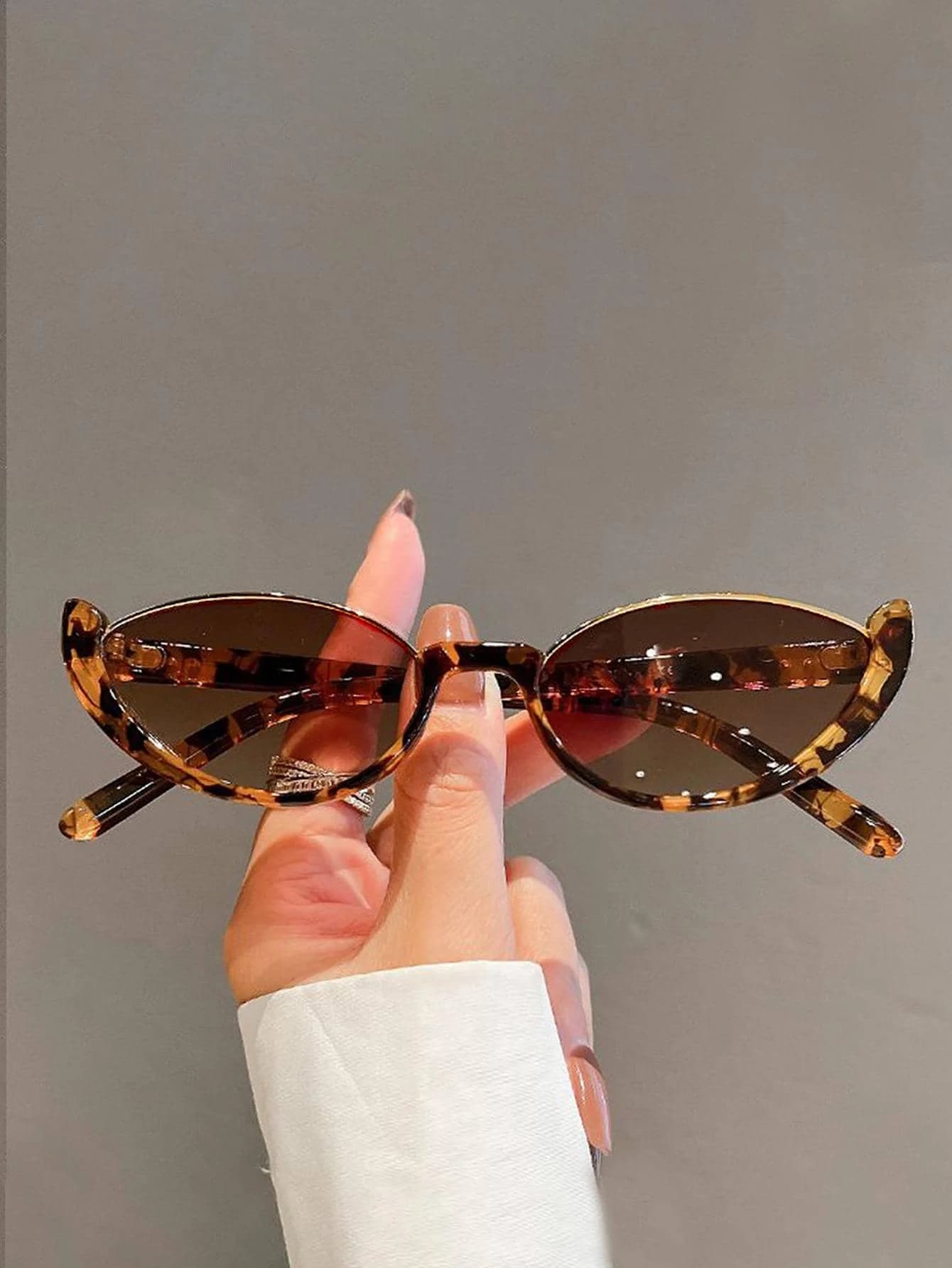 1Pair Women Tortoiseshell Browline Fashionable Eyeglasses For Party Decoration Boho Shades Beach Accessories Beach Accessories