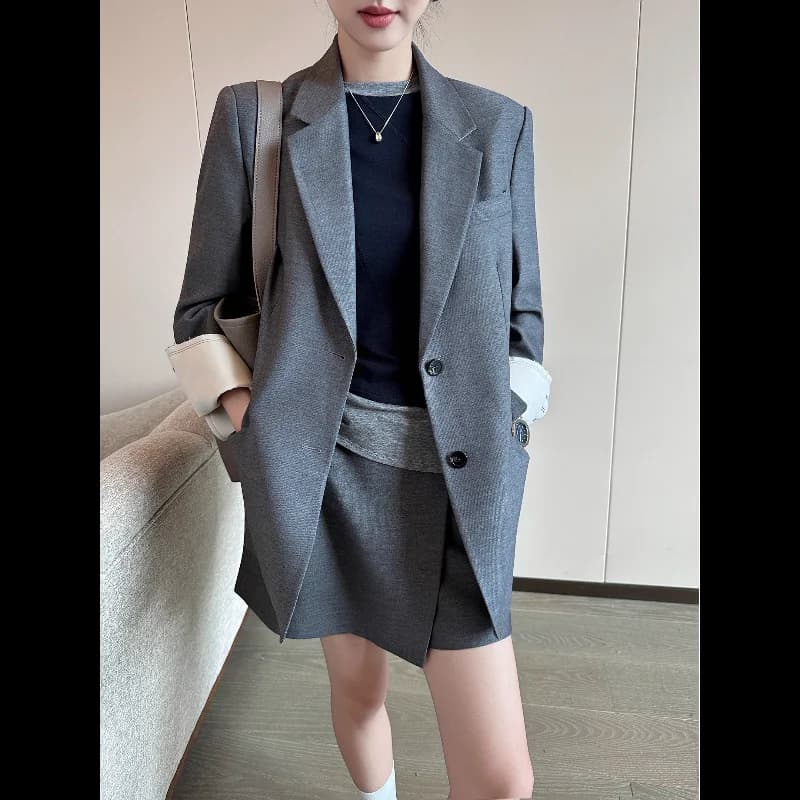 Blazer elegante casual allentato grigio per donna maniche lunghe petto bocca allentata giacca da donna versatile da ufficio autunno