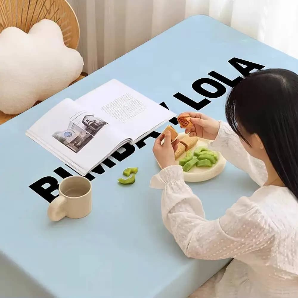 Washable polyester tablecloths, resistant to stains, decorative, Fashion B-Bimba Lola, for dining tables, parties and weddings