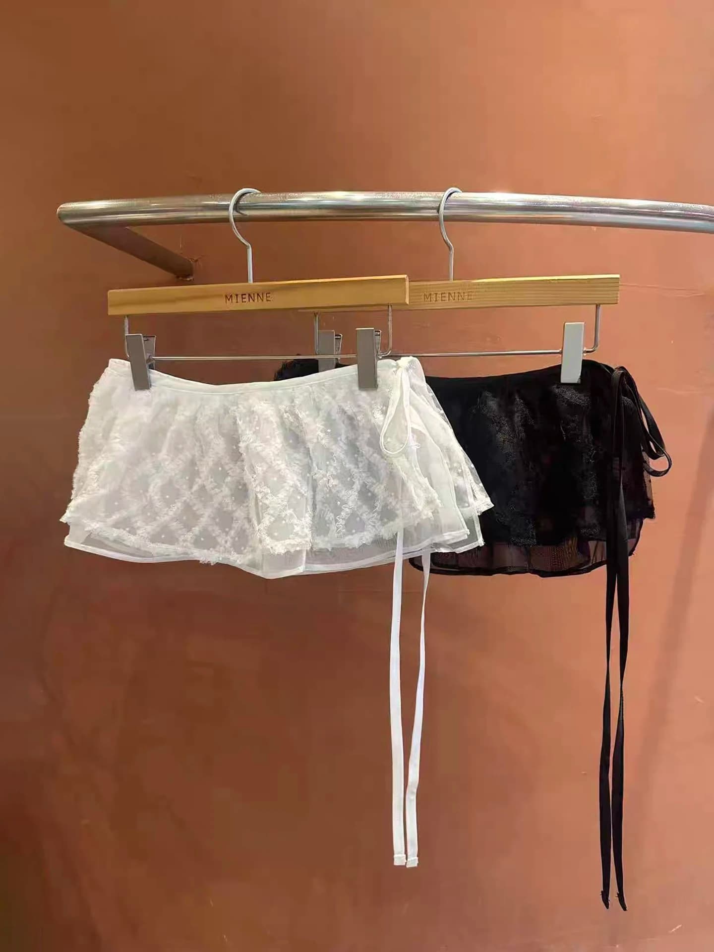 Double-layered skirt with Lace Belt, Women's Fashion Spring 2026, Design Sweet Style Dongda Gate, Rhinestone skirt