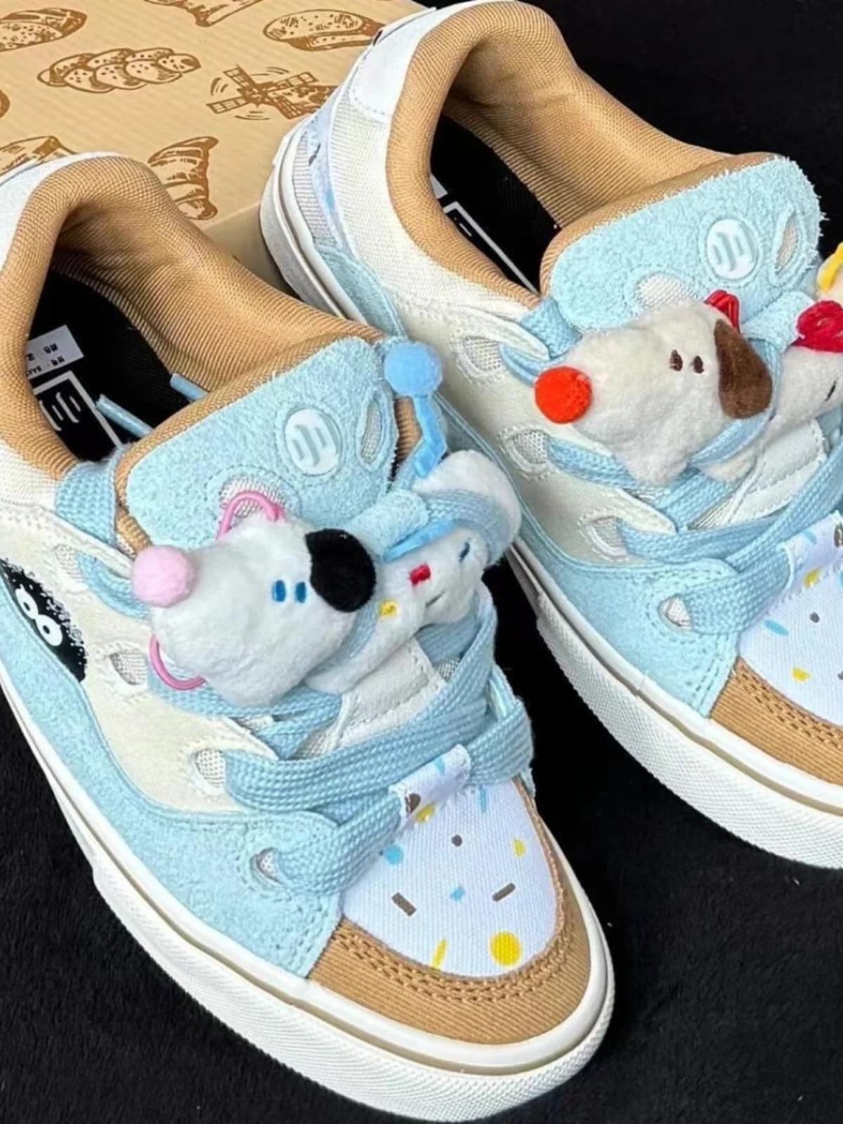 Dopamine 2024 New McFlurry Ice Cream Cute Bread Shoe Long Plush Low Help Unisex National Trend Skate Shoes Fashionable Casual