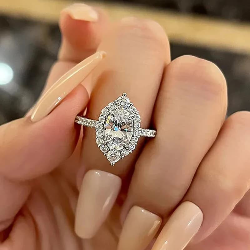 Huitan Temperament fedi nuziali da donna con brillanti zirconi Color argento fasce di fidanzamento moda moderna gioielli Hot