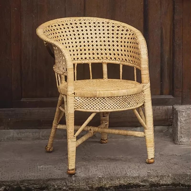 Sedia da Esterno Artigianale in Rattan Naturale con Schienale Vintage e Cuscino Traspirante, Arredo Giardino e Patio per il Comfort del Balcone e del Salotto