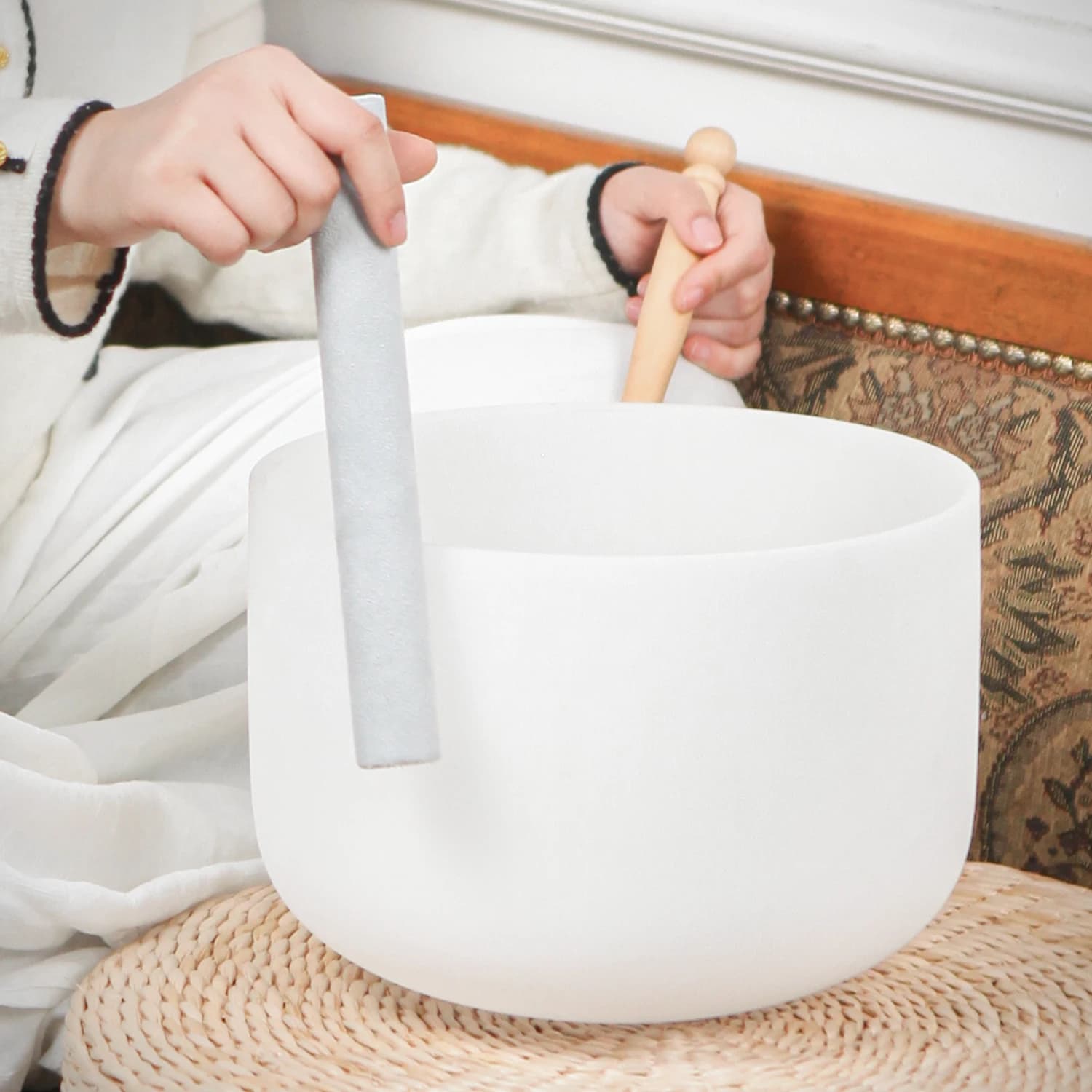 Hye-eun High Pitch 12Inch 440hz/432hz Quartz Crystal Singing Bowl F# C# D# A# G# for Yoga Healing Meditation Threapy Balance