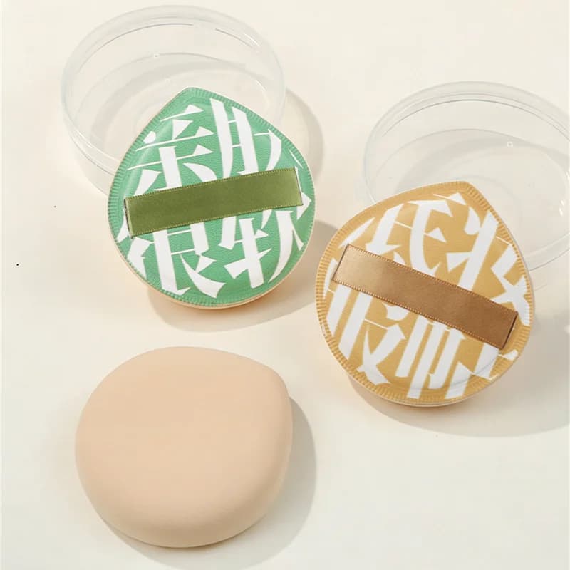 Extra Large Soft and Drop Shaped Sponge for Human Use and Dry, for Free Powder, Background and Air Bearing