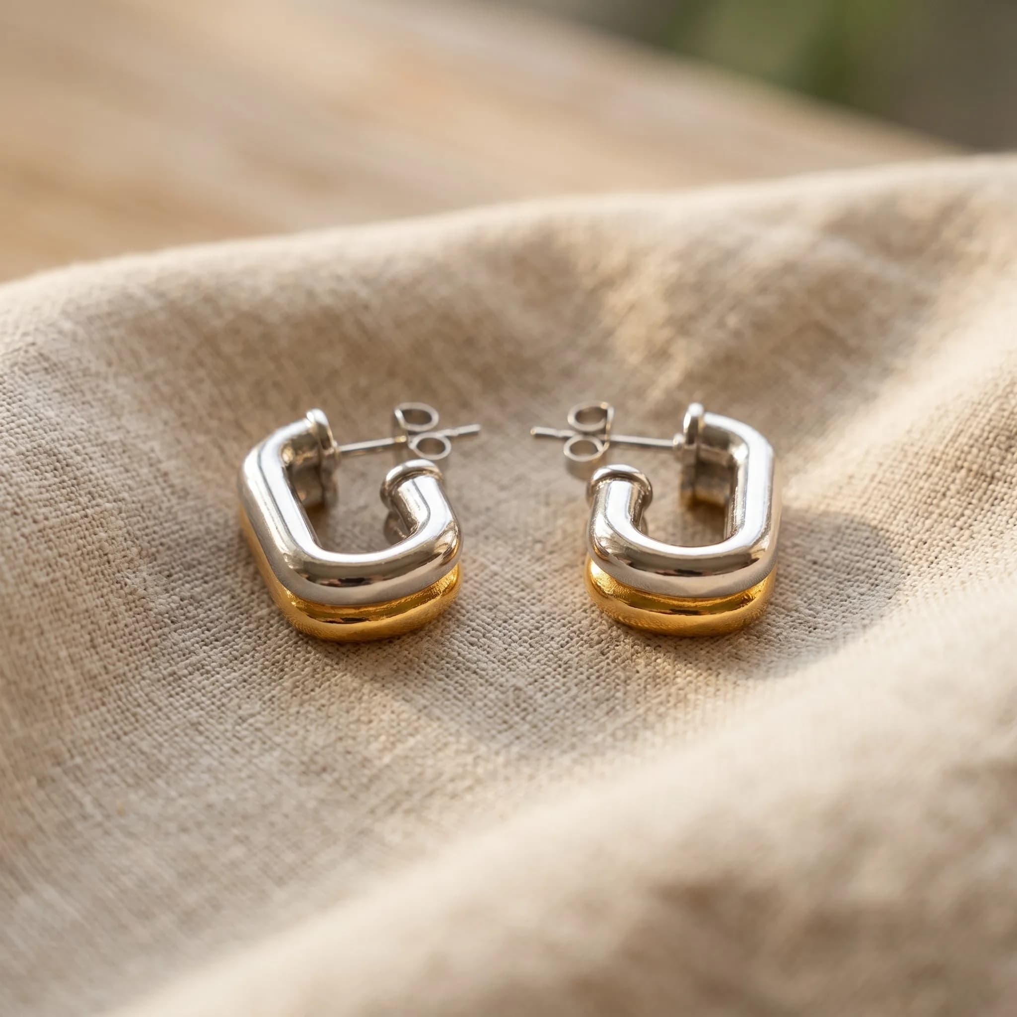 Punk PVD Double Round Tube U-Shaped Hoop Earrings for Women Gold&silver Two-toned Geometric Ear Huggie Retro Jewelry Gift Bijoux