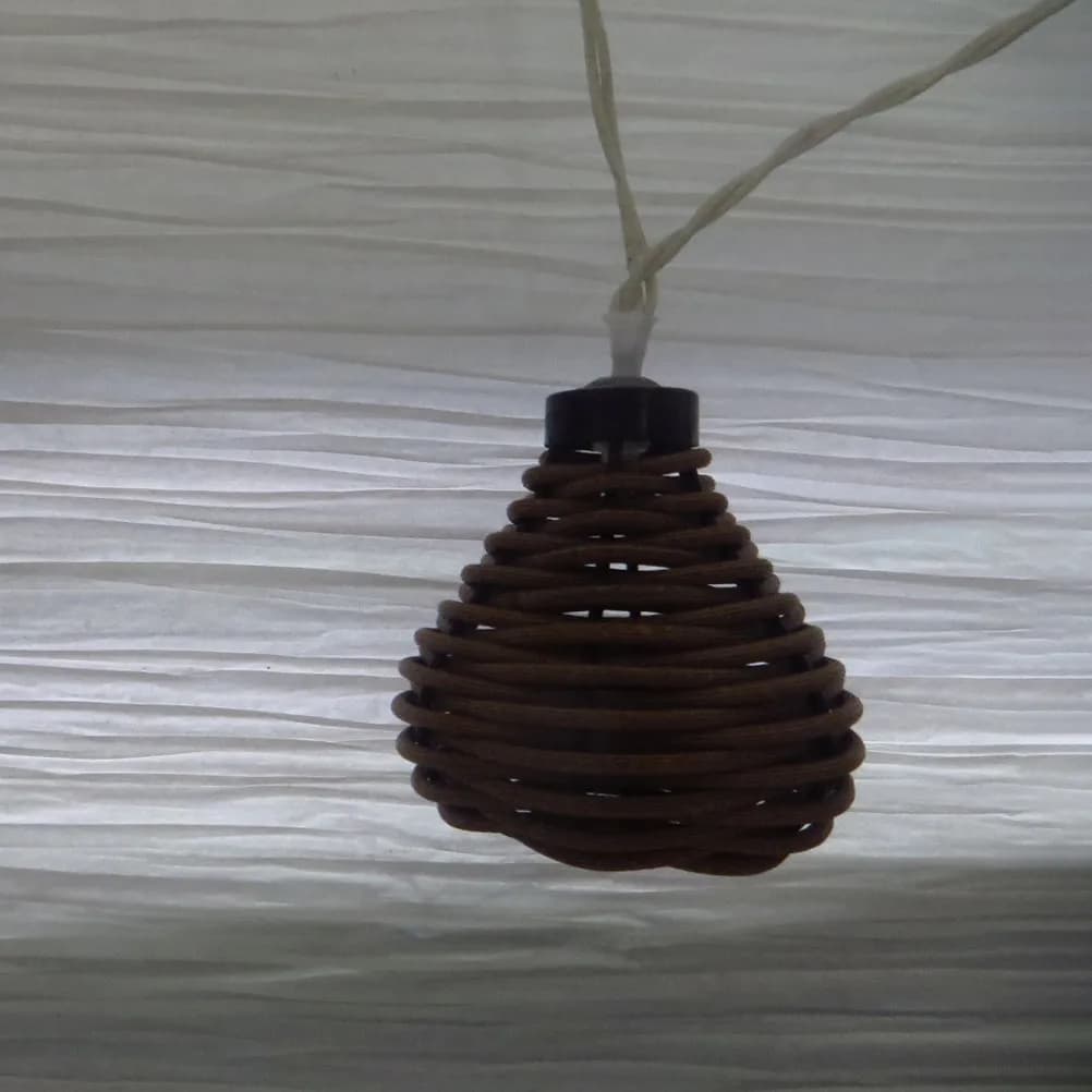 Luci Decorative a Sfera in Rattan Sintetico, 2,2 Metri, 10 LED per Interni ed Esterni, Matrimoni, Feste, Giardino, Luci Fatate
