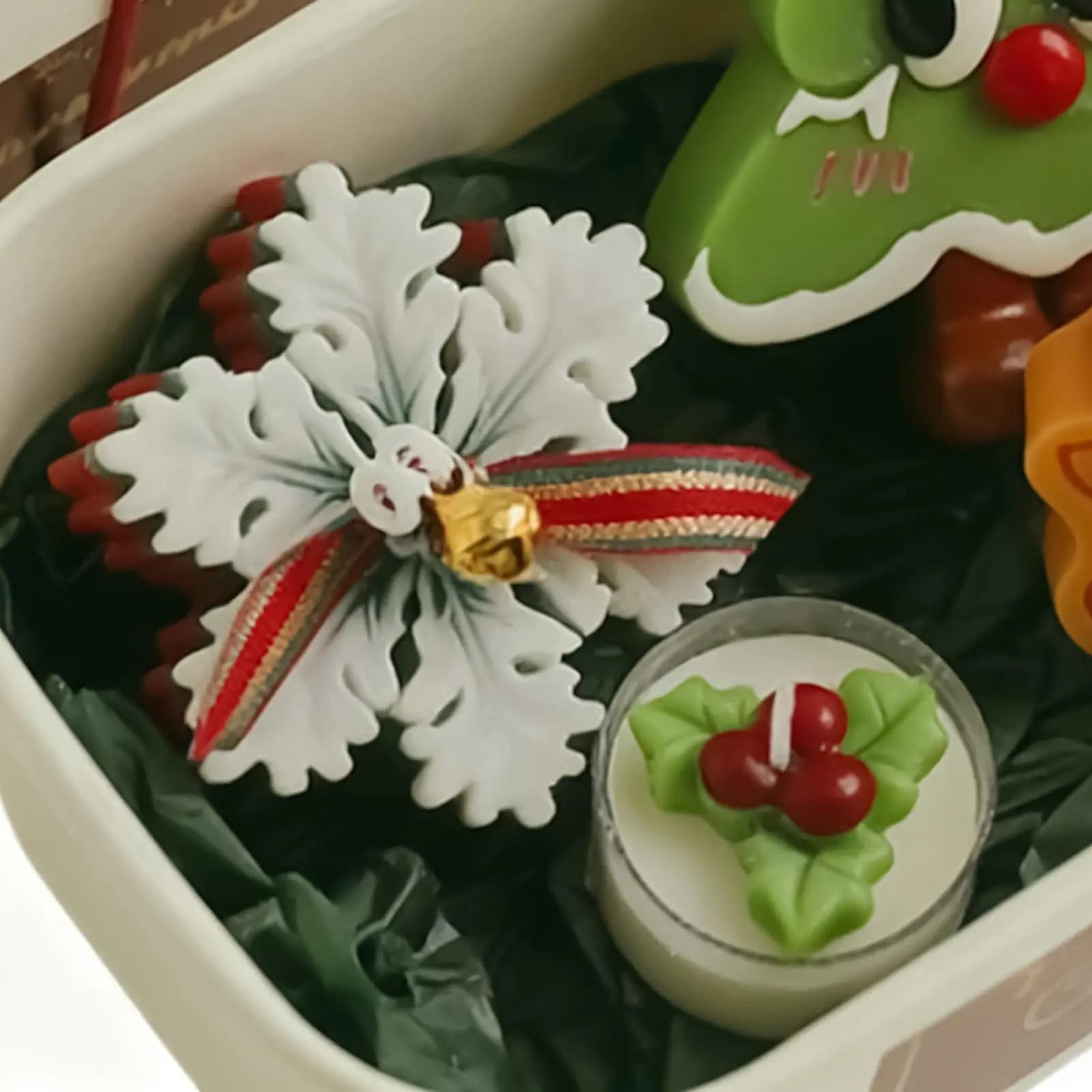 Christmas candles Decorations for aromatherapy craft wax Christmas tree candle decorations for mother Family Birthday Autumn Home Autumn