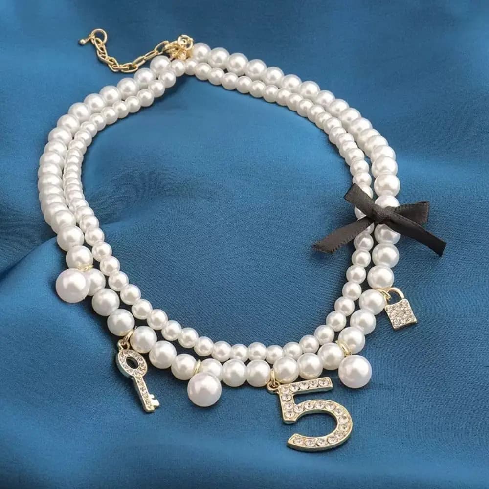 Handmade White Pearl Necklaces Imitation Pearl Key Lock Charms Collarbone Chain Necklace Crystal Pendant Double Layer