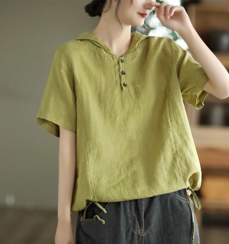 T-shirt Estiva da Donna in Cotone e Lino, Casual e Comoda, con Maniche Corte, Cappuccio, Scollo a V e Design con Bottoni, Stile Artistico, Moda per il Lavoro
