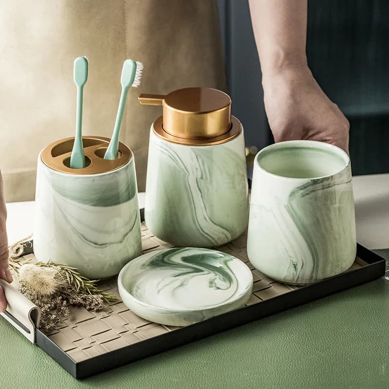 Accessori per il bagno in ceramica Dispenser di sapone in marmo di lusso portabicchieri per collutorio Set di portasapone accessori per la decorazione del bagno