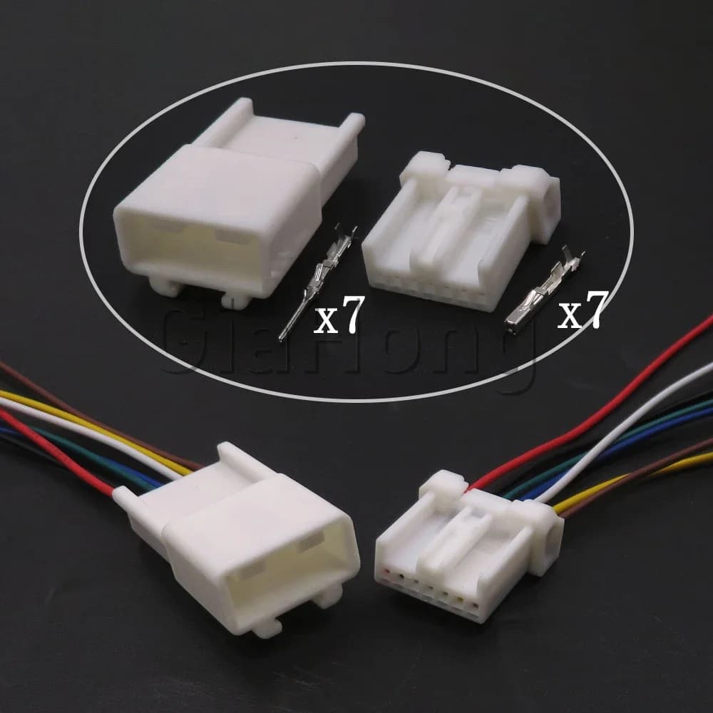 1 set di 7 vie di assemblaggio CA ricambi auto presa elettrica per auto connettore cablaggio non sigillato per automobile