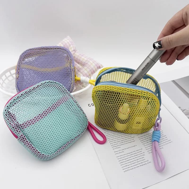 Mesh light makeup bag, portable travel bag for cosmetics with zipper, square bag for washing, multipurpose bag for storing various objects