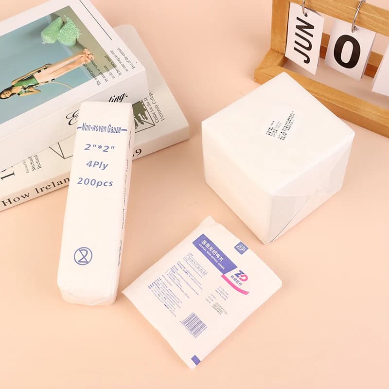 Kit di pronto soccorso di emergenza, tamponi di garza sterili, bendaggio impermeabile in cotone per ferite.