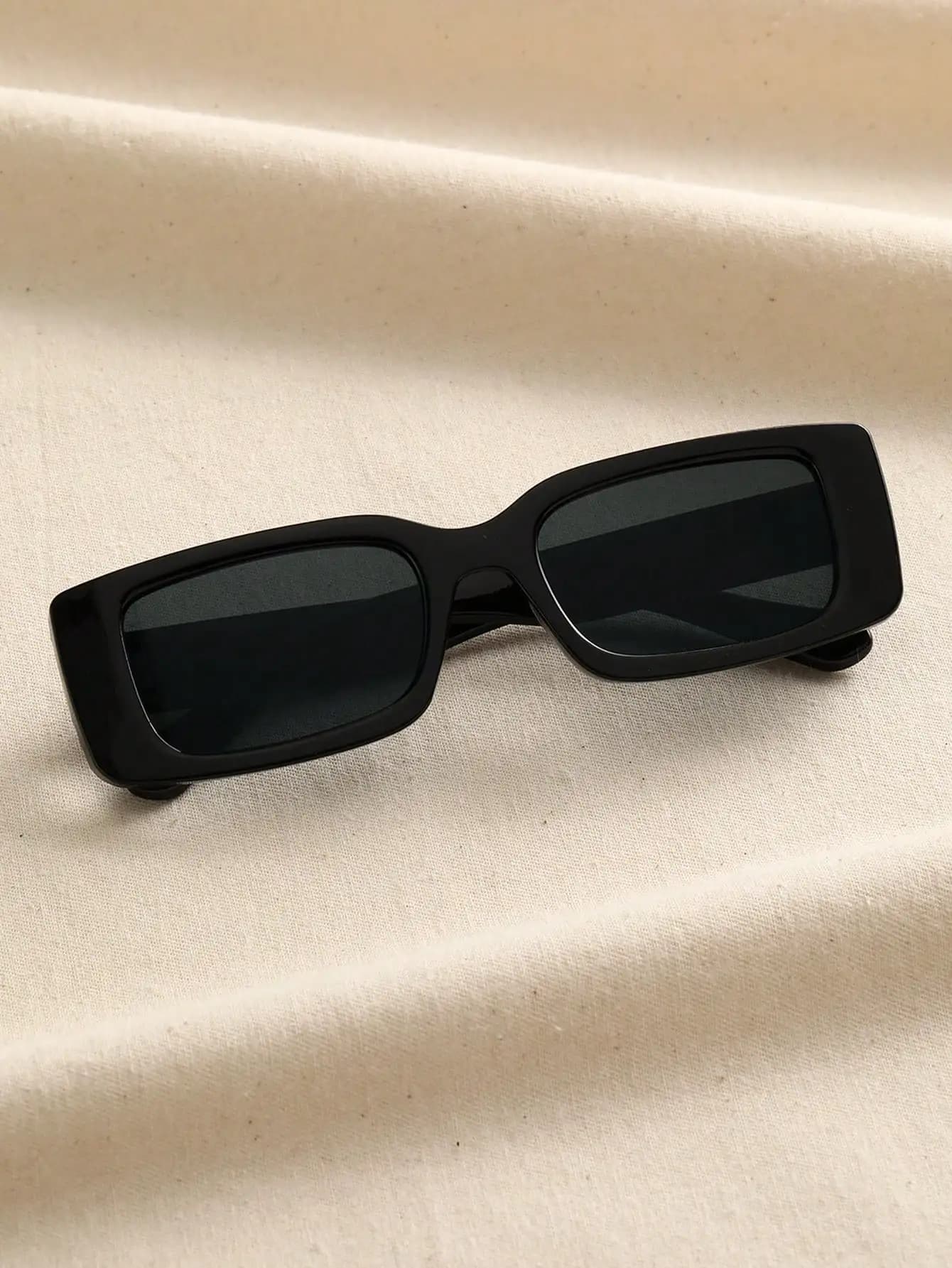 Unisex plastic square sunglasses from 1 PC for beach games and daily photography