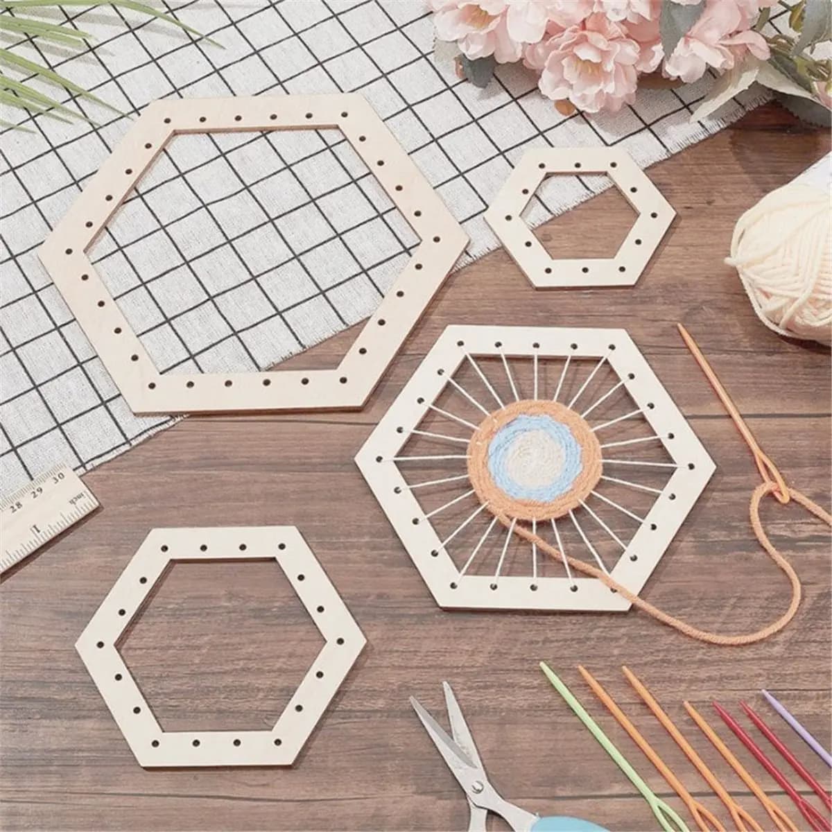 Set di 4 Utensili per Tessitura a Mano con Tavole in Legno Premium per Forme Esagonali, Circolari e Quadrate