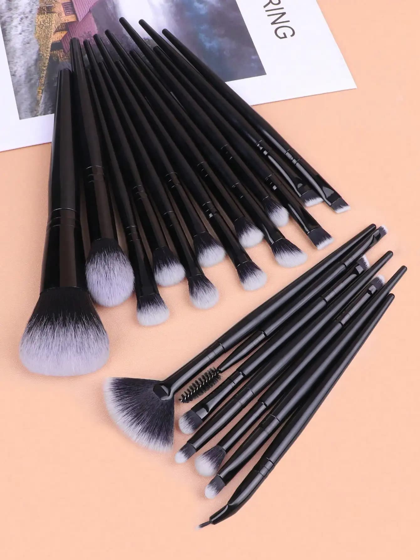 Set di pennelli per trucco per principianti da 20 pezzi, ombretto, labbra, polvere, maschera per il viso, pennelli per fondotinta, portatile, non agglomerante, super fine, set di pennelli, kit di pennelli per trucco, set completo di pennelli per trucco, kit completo per il trucco