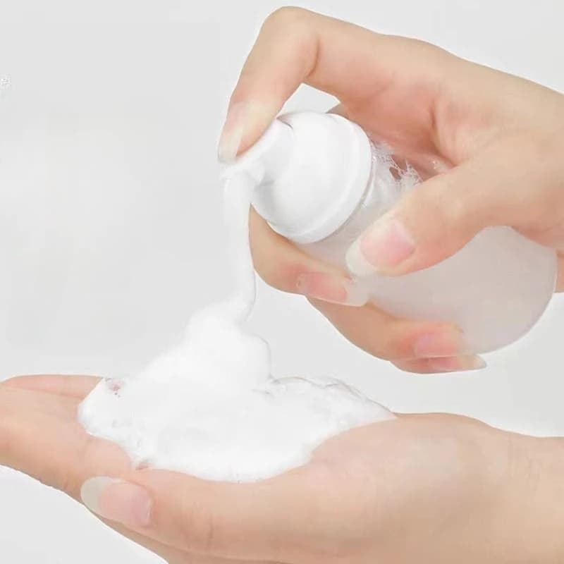 Piccolo Dispenser di Schiuma, Flaconi con Pompa in Plastica, Mini Bottiglie Vuote Ricaricabili per Sapone, per Viaggi, Pulizia, Cosmetici, Confezione da 30-60ml, 1 Pezzo