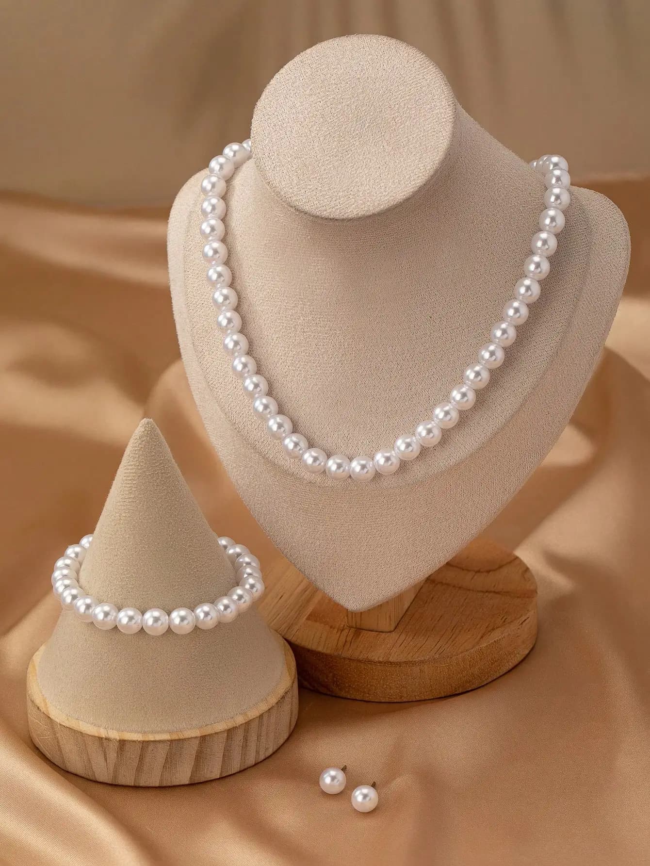 4pcs Fashionable Simple & Elegant Faux Pearl Beaded Necklace Bracelet Earrings