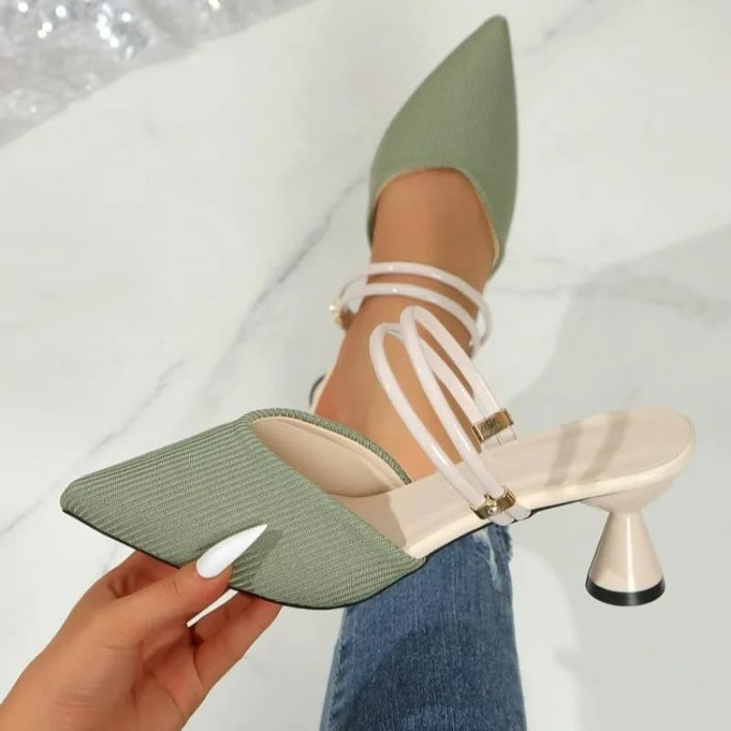 2025 Scarpe da donna taglie forti Pantofole da donna con punta chiusa Pantofole eleganti da donna Sandali moderni con tacco alto a punta