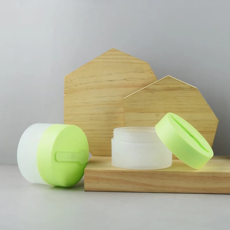 100g Vacuum Vase for Face Cream with Magnetic Cucchiaio, Satinated Plastic Container for Lotion and Mask, Cosmetic Packaging