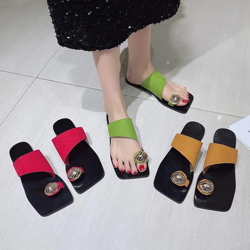 2026 Summer Square Toe Slide Sandals Women Fashion Metal Buckle Flat Open Toe Slippers Outdoor Casual Wear