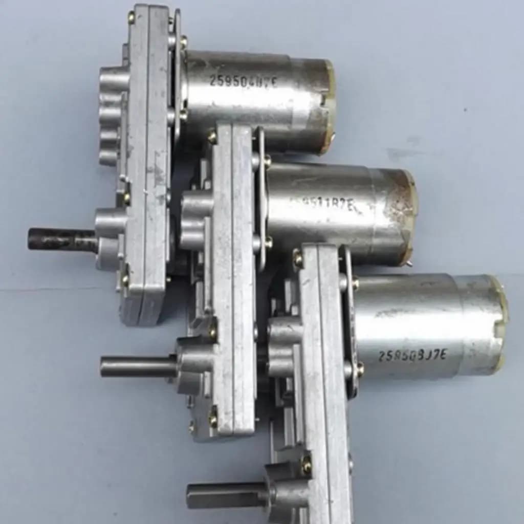 Motore DC con Riduttore 12V 24V a Turbina a Vite Senza Fine, ad Alta Coppia, in Metallo, per Applicazioni su Modelli di Tende