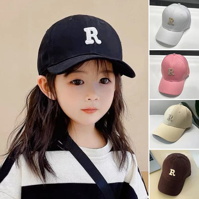 R-Letter Cappello da baseball per bambini Moda Bambini Cappelli con lingua d'anatra Tinta unita Protezione solare per bambini Berretto con visiera 3-9 anni Visiere per sport all'aria aperta