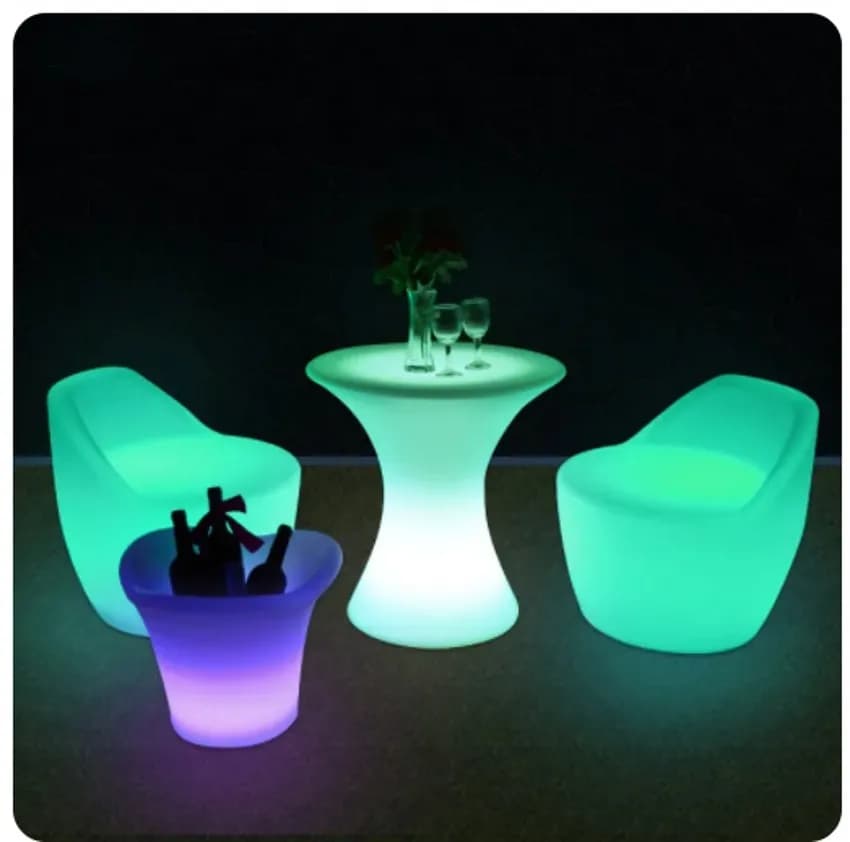 Mobili a LED Sedia da gioco illuminata a LED ricaricabile RGB Sedile per sedia da bar a LED impermeabile Uso esterno per bar KTV Discoteca