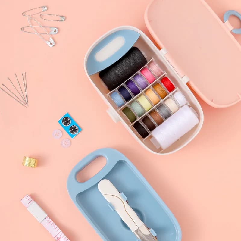 Sewing Kit, Plastic Sewing Box Sewing Kit Accessories And Art1 Box Of 25-piece DIY Kit, Adult Portable