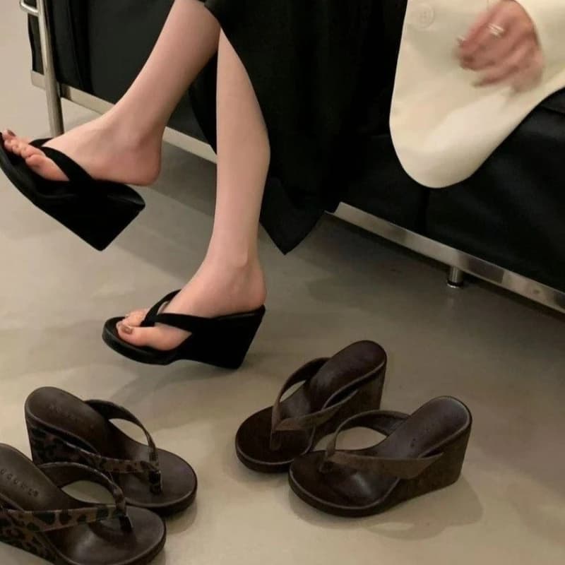 Fashion Shoes for Women Summer Leopard Print Clip Toe Platform Wedges Women Slippers Thick Bottom High Heels Flip Flops