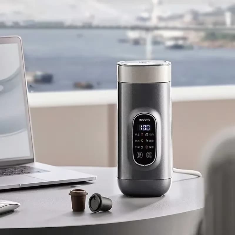 2026650ml Electric Hot Water Cup Portable Travel Kettle Office Smart Temperature Control Teapot Mini Heating Cup Thermos Cup for