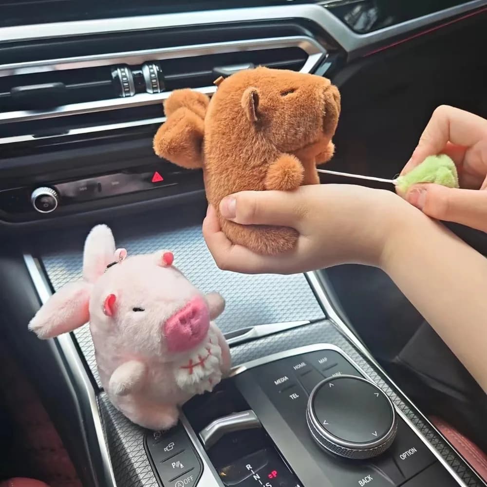 With Wings Capybara Pendant Wings Trembling Funny Capybara Keyring Pull Rope Cartoon Capybara Plushie Christmas Gift
