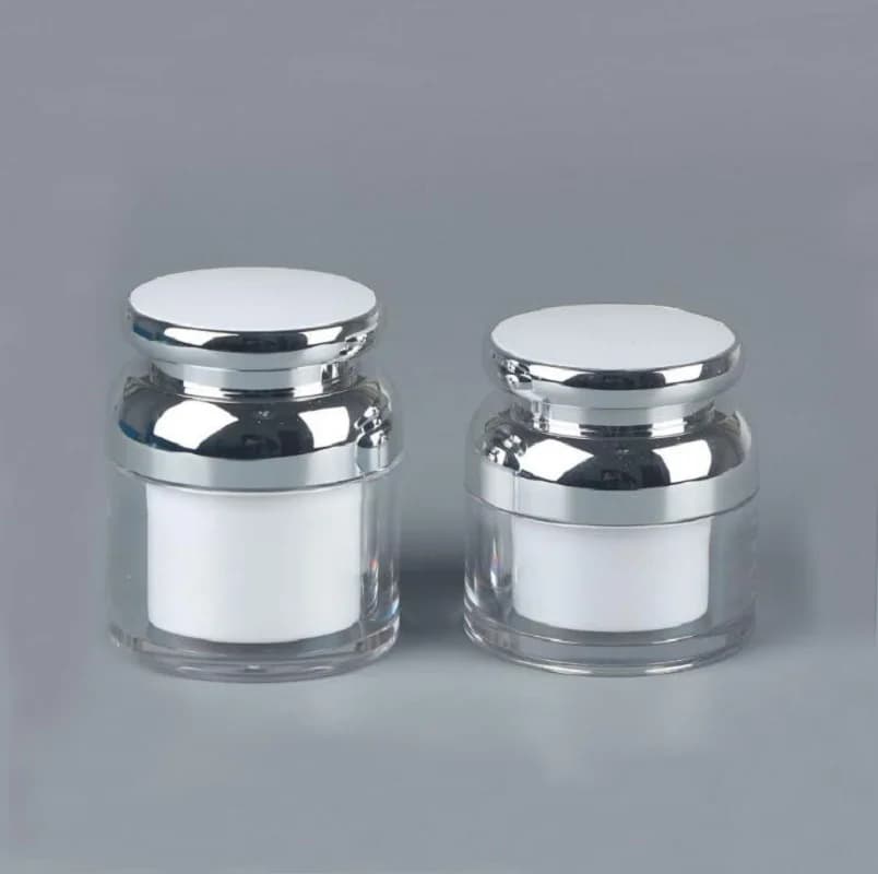 Vasetto in acrilico bianco da 50g con tappo argentato per crema giorno/notte, maschera, cera per capelli, essenza, idratante, fondotinta, gel solare, confezione per la cura della pelle.