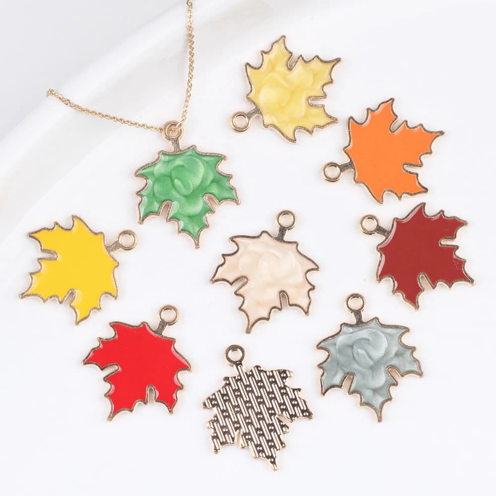 10/20 pezzi colore carino foglia d'acero forma pendente orecchino collana braccialetto creazione di gioielli accessori fatti a mano ornamento fai da te moda