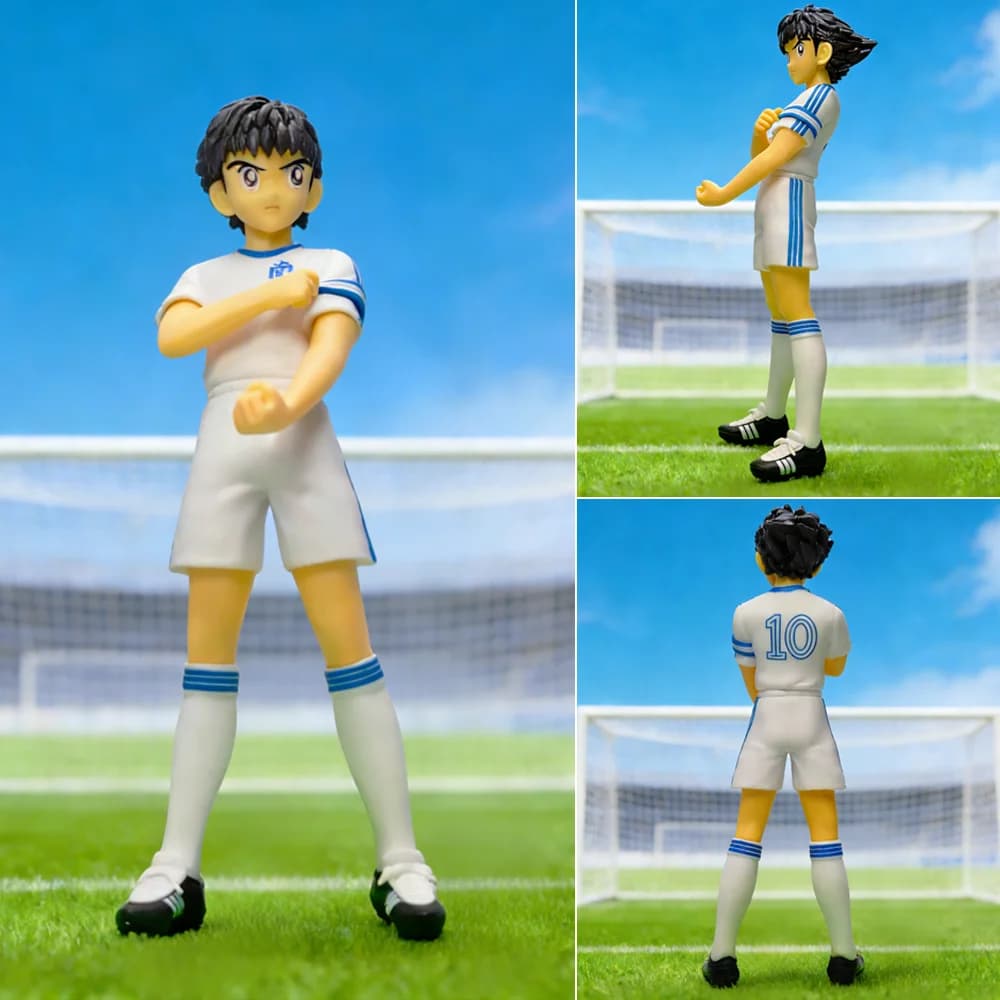 1 football boy statuette | Collection and Nostalgic Figure for Young | Desk Decorations and Collection Items | Ideas for holidays and birthdays.