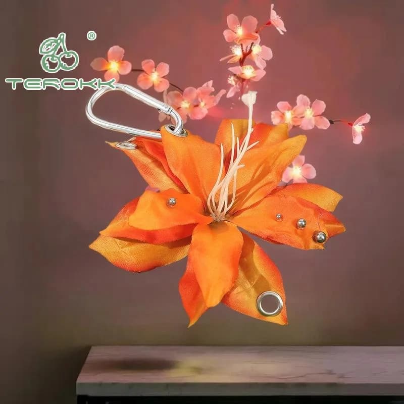 Confezione da un sacchetto di fiori di imitazione fantastica gingillo grazioso giglio portachiavi chic zaino ornamento forniture fai da te regali