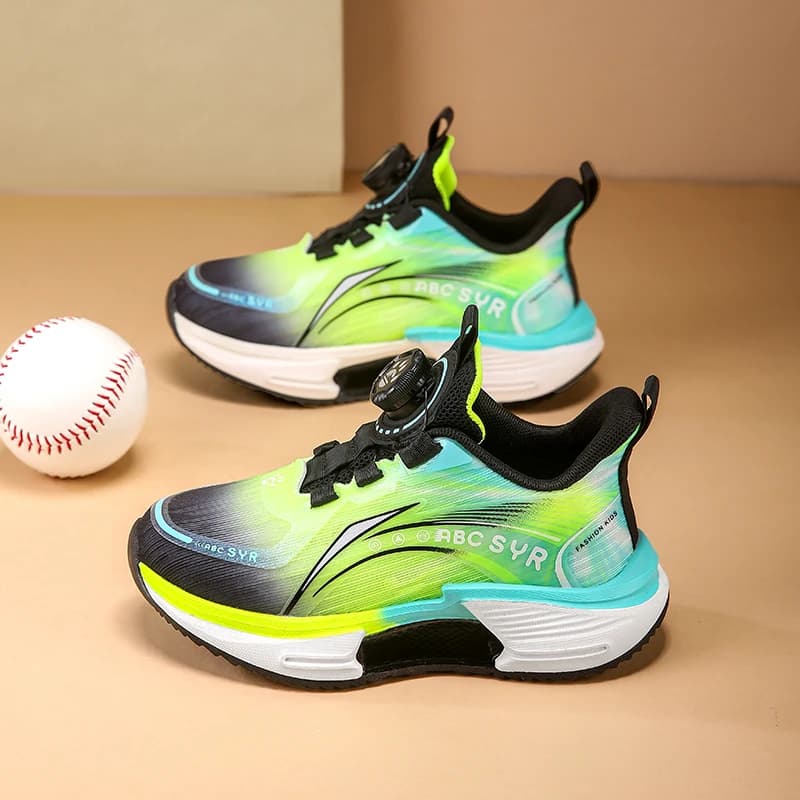 Scarpe sportive per bambini Mesh traspirante Cofmortable Sport all'aria aperta Sneakers estive Trendy 2025 Nuove scarpe da corsa per bambini per ragazzi