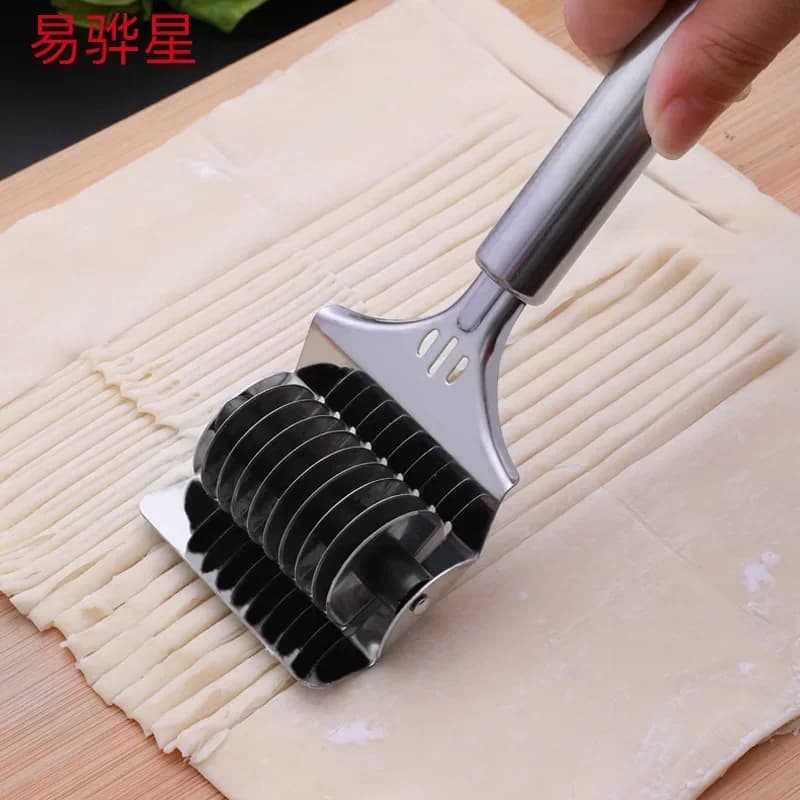 Manual Stainless Steel Spaghett Noodles Maker Knife Pressing Machine Dough Shallot Garlic Roller Cutter Kitchen Tools