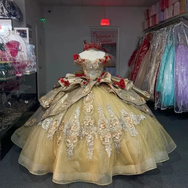 Abiti personalizzati in oro champagne con spalle scoperte glitter applique in cristallo Coda lunga fiore 3D Fiocco Vestido 15 Quinceanera