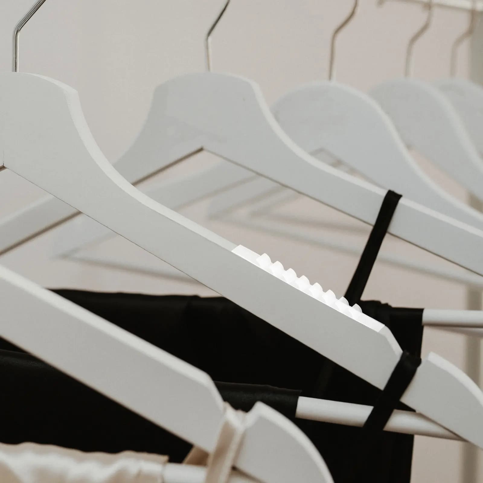 50Pcs Clothes Hanger Anti Slip Strips Silicone Adhesive Non Skid Grips for Wood Plastic Hangers Prevent Clothes from Falling