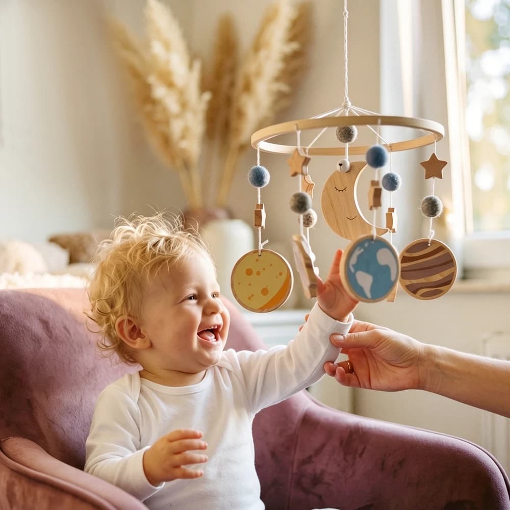 Wooden Baby Crib Mobile Space Theme Rotating Musical Mobile Hanging with Star Planet Newborn Gift 0-12 Months Rattle Toy Nursery
