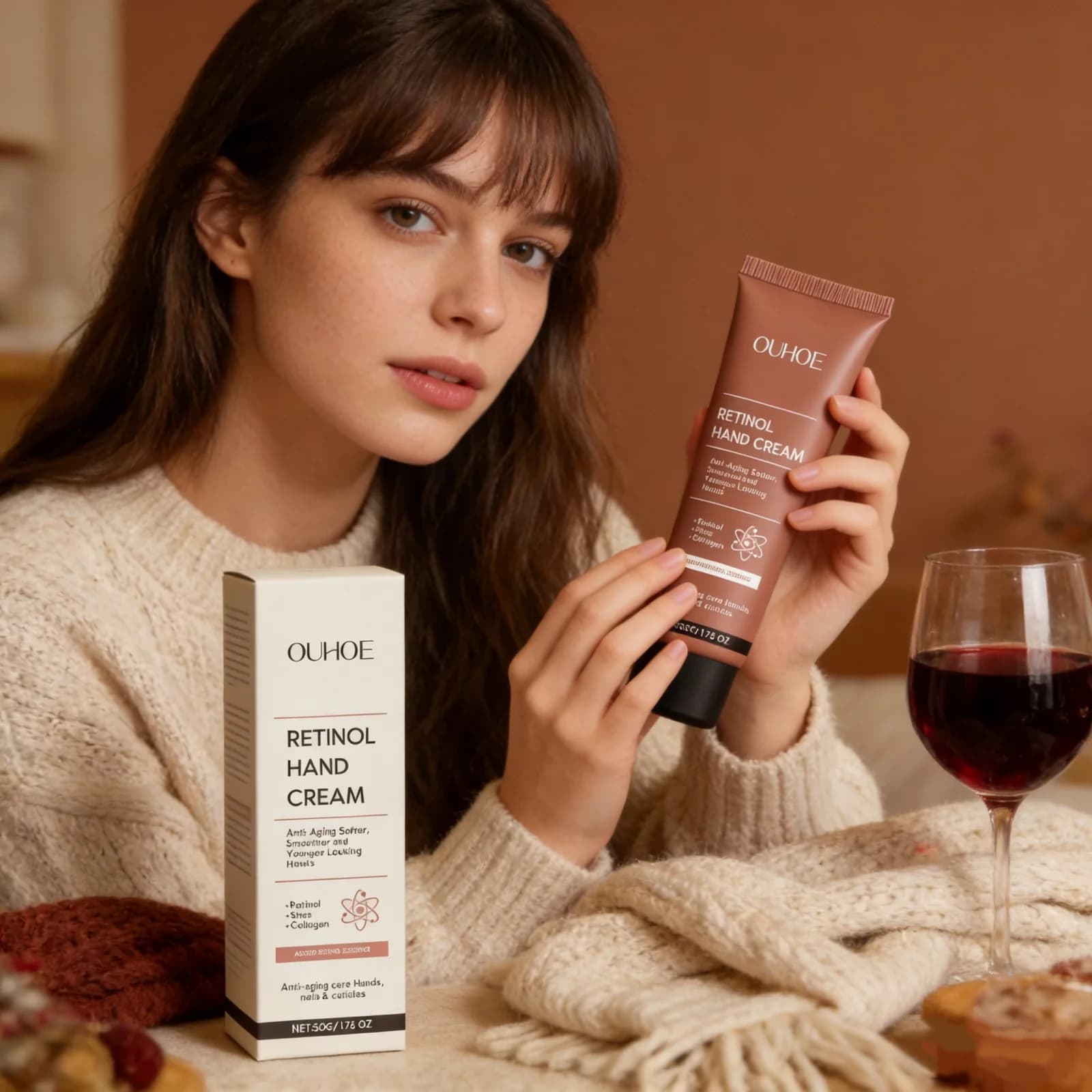 Crema Mani Rassodante al Retinolo, Idratazione Duratura, Riduce le Rughe Sottili, Leviga la Pelle Ruvida, Crema Riparatrice per Mani Secche