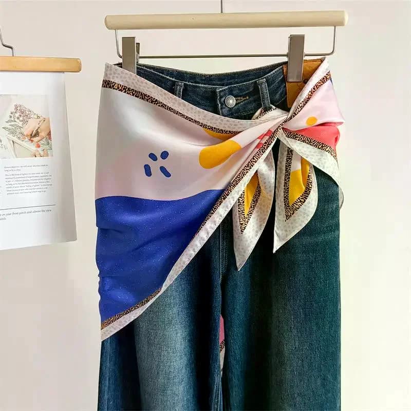 Sciarpa quadrata con stampa geometrica astratta, sciarpa minimalista da donna, accessorio per jeans, borsa e capelli