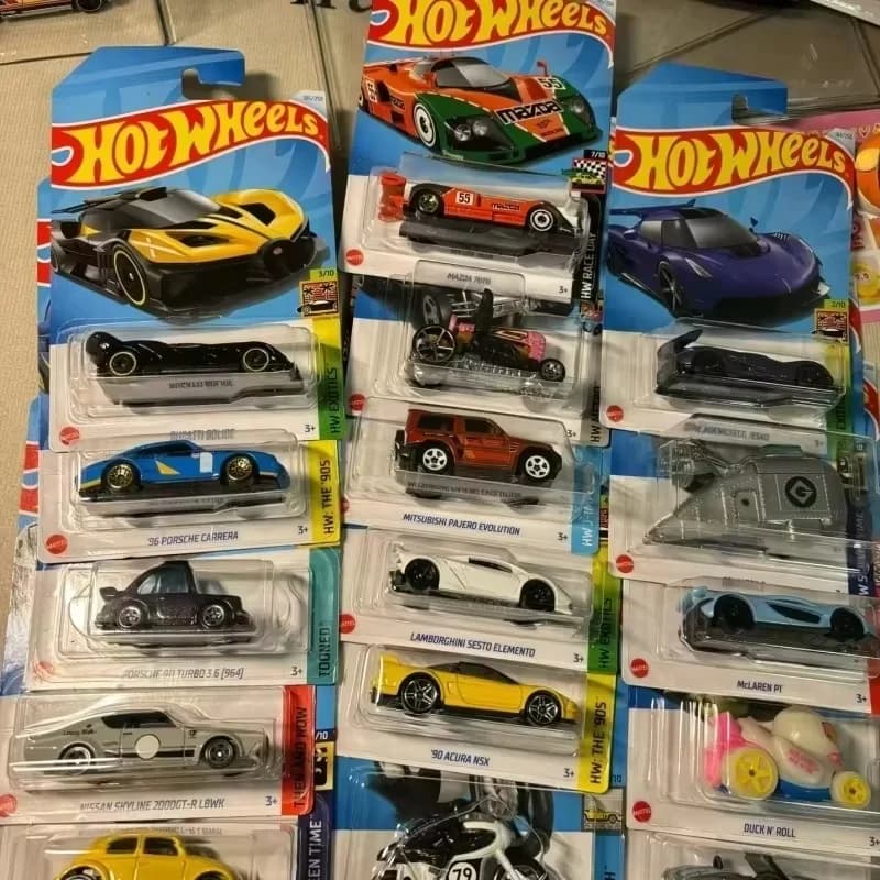 Genuino Hot Wheels Ruota del vento e del fuoco 24k Lotto Auto in lega di alta qualità Cultura pop Serie Decorazione Auto giocattolo Ragazzo Regali di compleanno