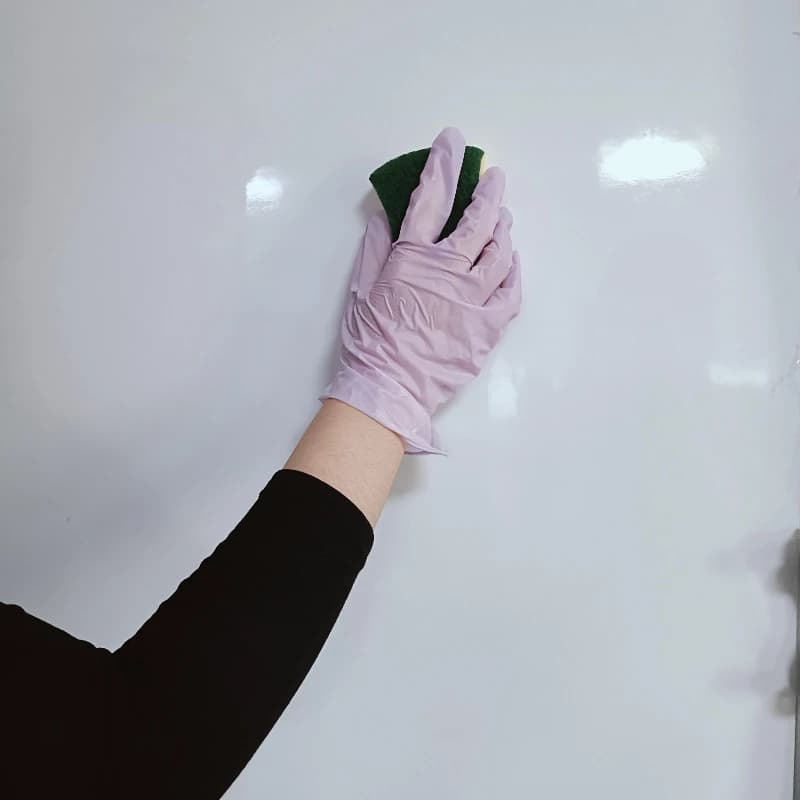 50/100 Pezzi Guanti Monouso in Nitrile Rosa Chiaro e Viola Chiaro per Uso Domestico, Ricamo Quotidiano, Tatuaggi, Toelettatura Animali, Pulizia