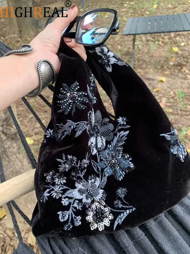 Borsa fatta a mano ricamata con paillettes in velluto alla moda Borsa a tracolla in velluto da donna Design Sense Atmosphere Match Handbag Tote Bag